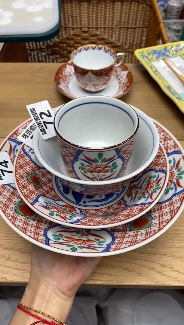 瓷片瓷器之美，尽在隆莲。