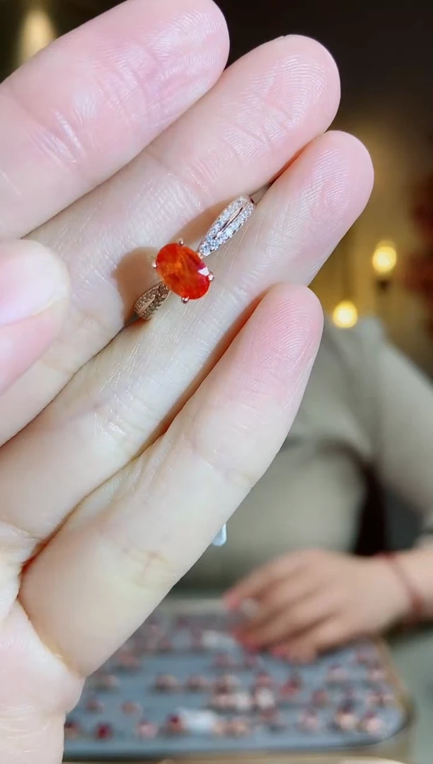 手饰蓝宝石银S925镶嵌手饰