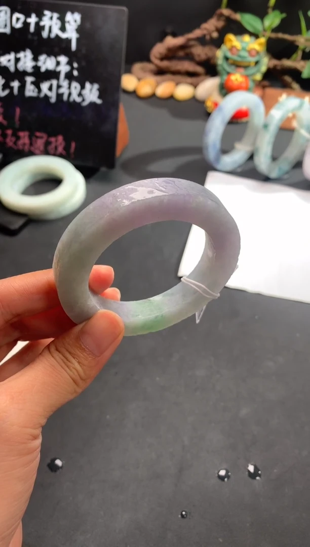 定制翡翠手镯未镶嵌春彩圆条49.5-51