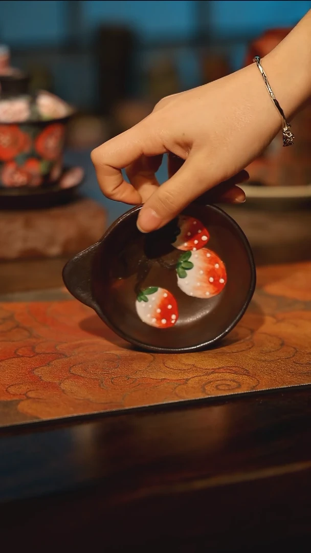 陶瓷景德镇高温釉下彩手工手绘款式