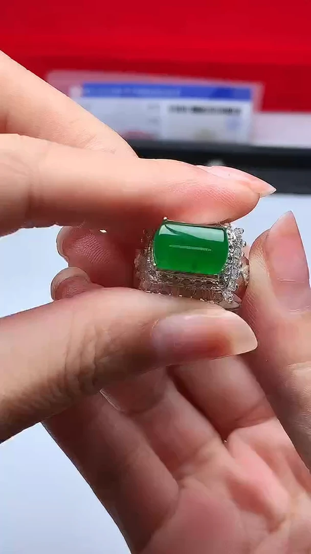 散珠翡翠缅甸A货+证书