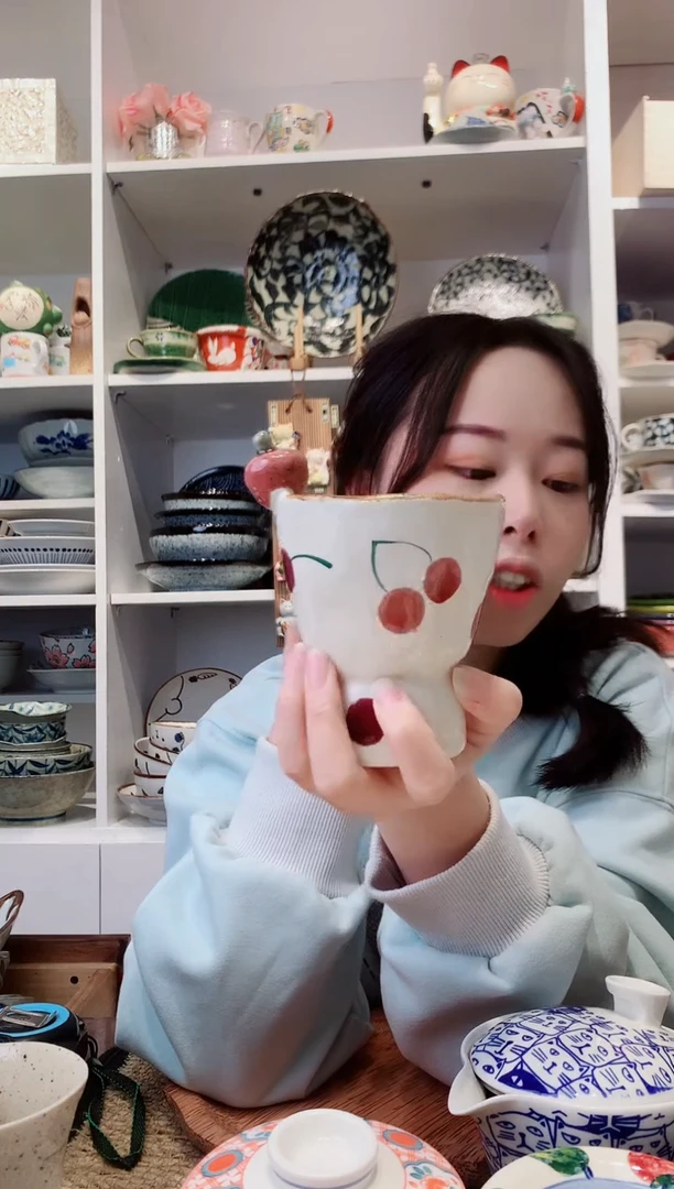 陶瓷粗陶手绘樱桃高脚杯