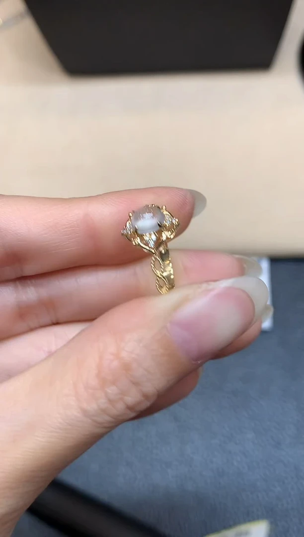 18K金镶嵌戒指翡翠【无服务费