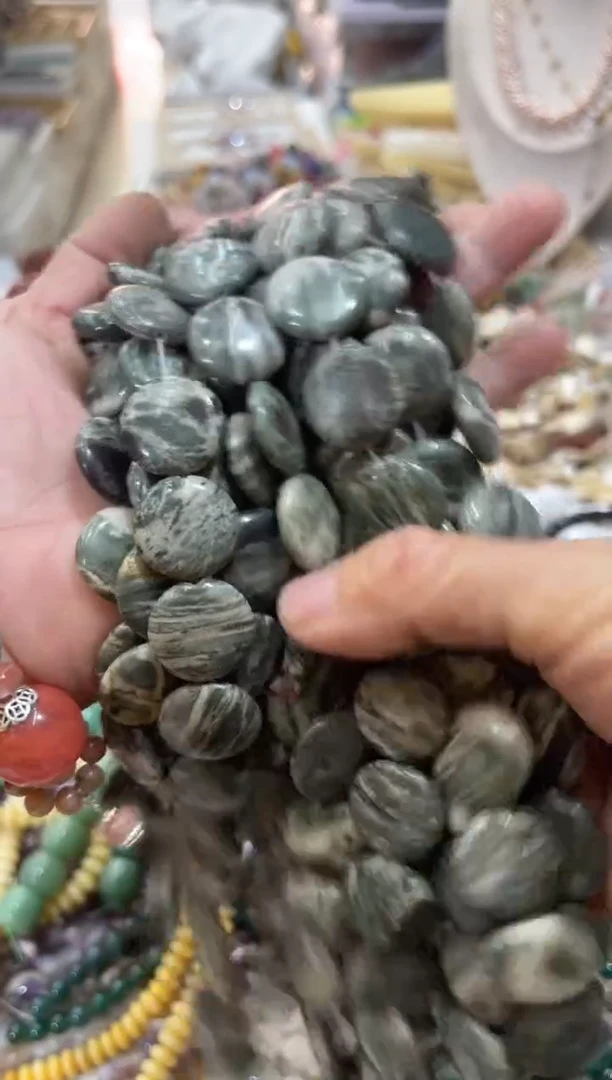 未镶嵌玛瑙/玉髓珠宝半成品一条
