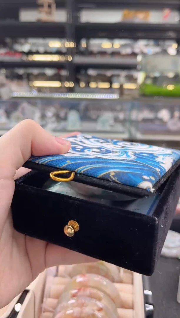 未镶嵌手镯石英质玉六*六圈口（赠品镯心）