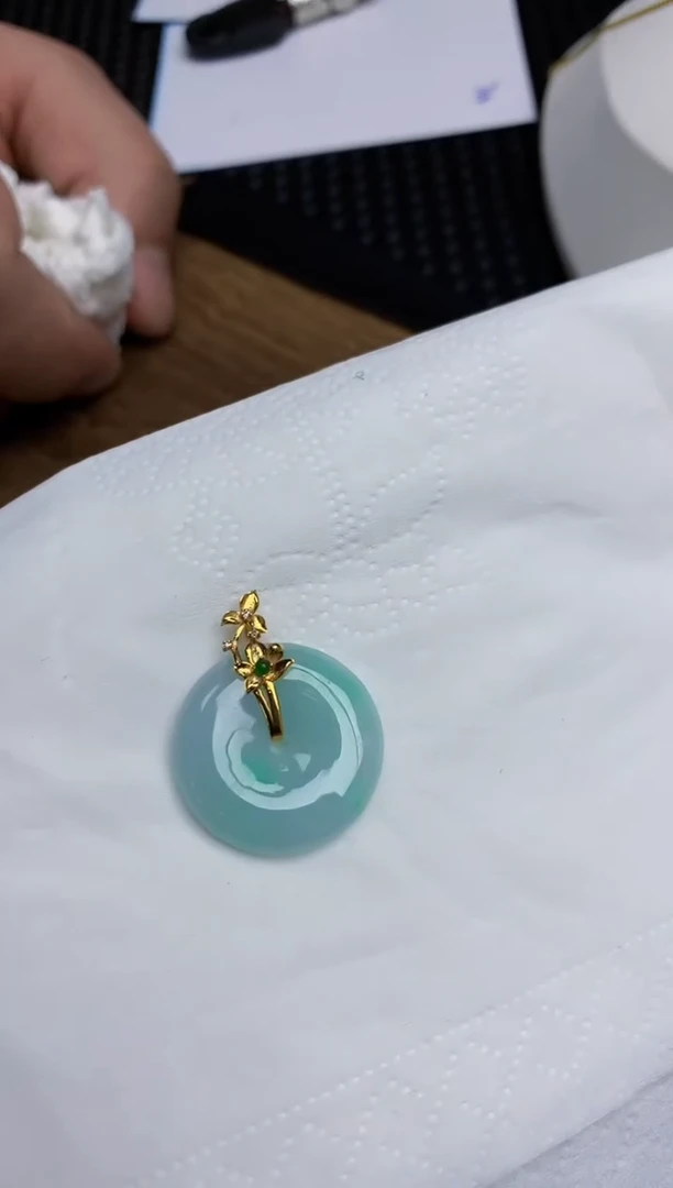 【闪购商品】翡翠颈饰18K金镶嵌天然翡翠A货