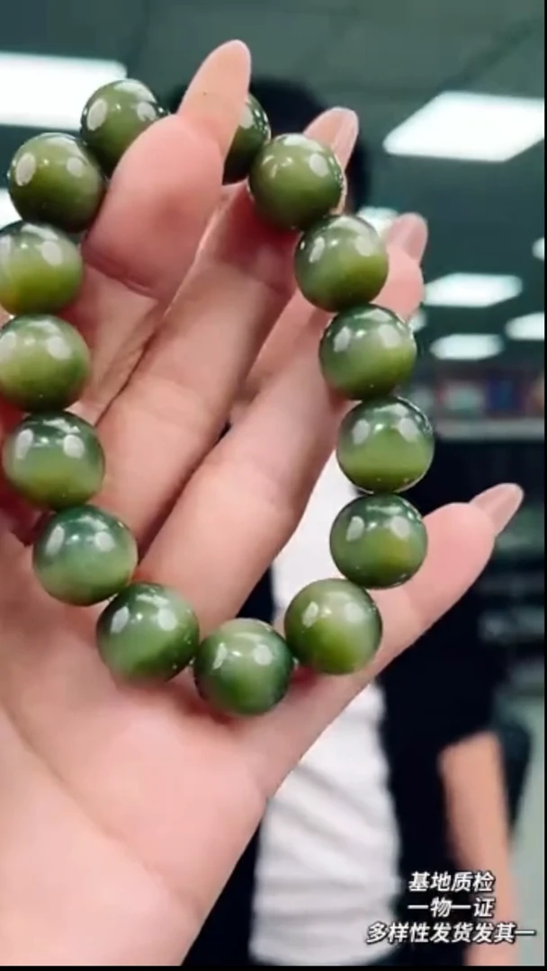 未镶嵌和田玉挂件74