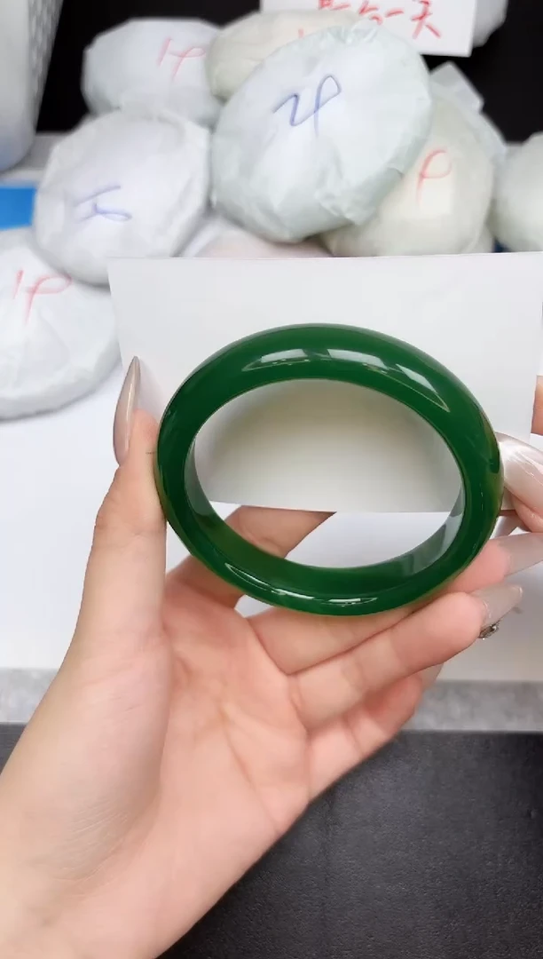 未镶嵌手镯石英质玉50-5960