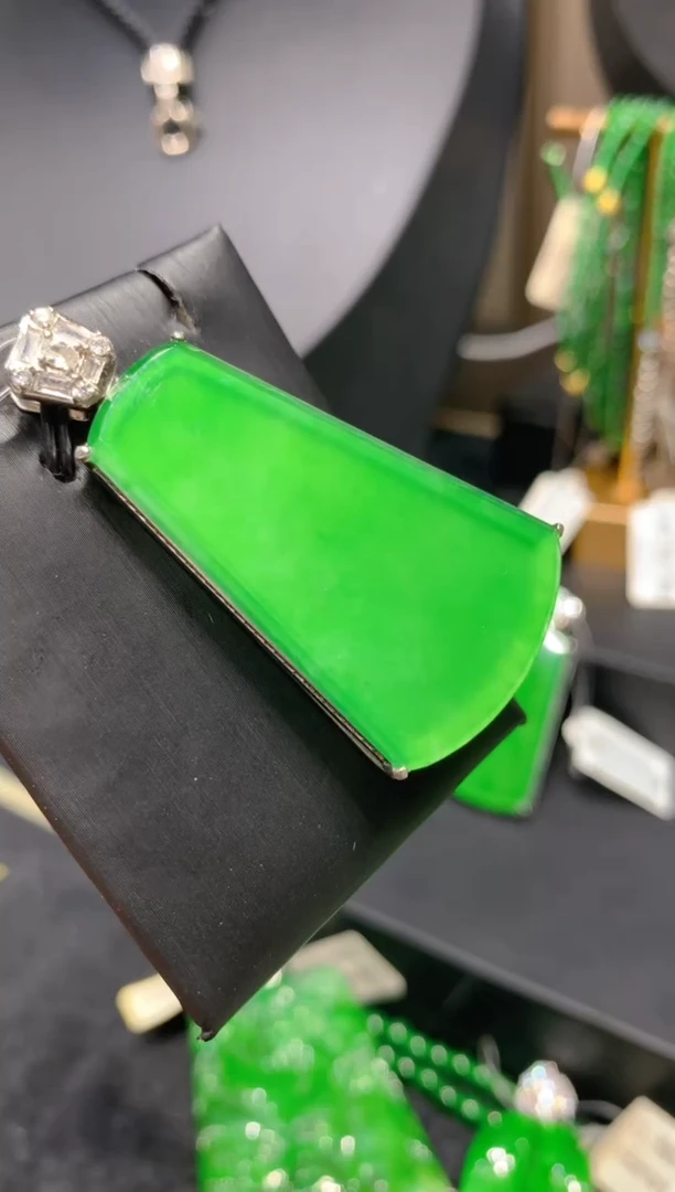 颈饰银S925镶嵌翡翠46一季