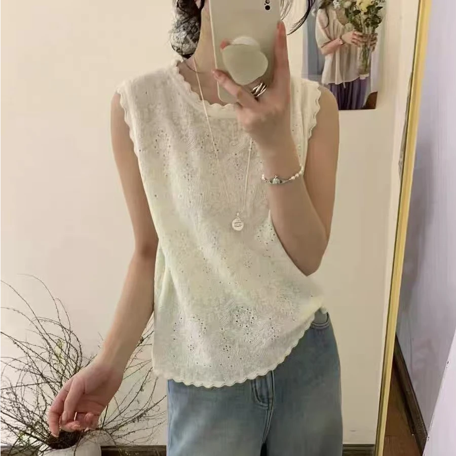【亦然】钩花背心轻奢浮雕欧根纱混纺韩系简约花边领无袖镂空针织