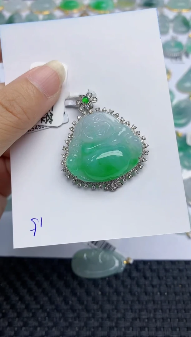 翡翠18K金镶嵌颈饰天然翡翠A货