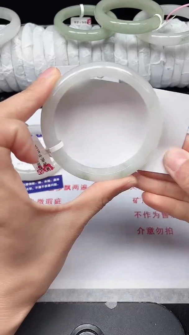未镶嵌手镯石英质玉168-59/60