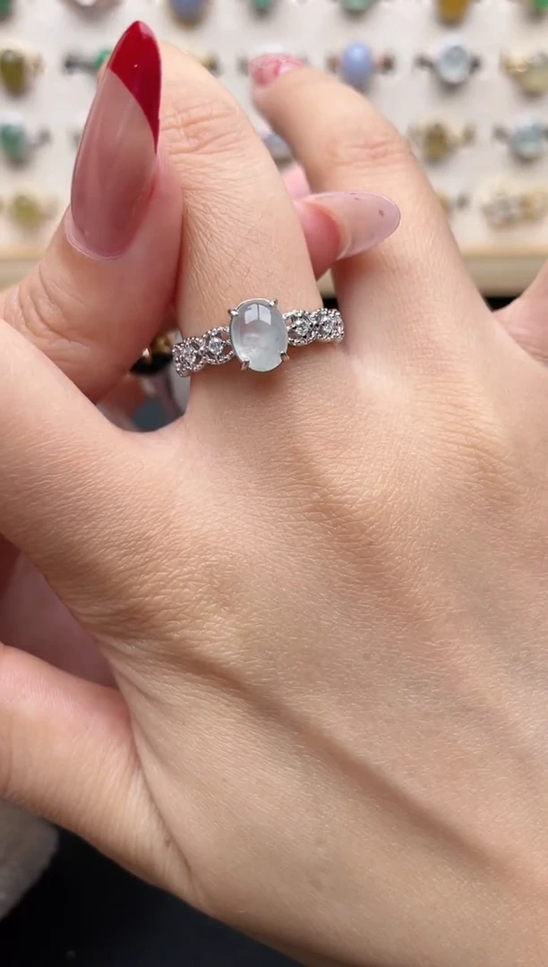 【闪购商品】翡翠戒指银S925镶嵌一物一证一礼盒