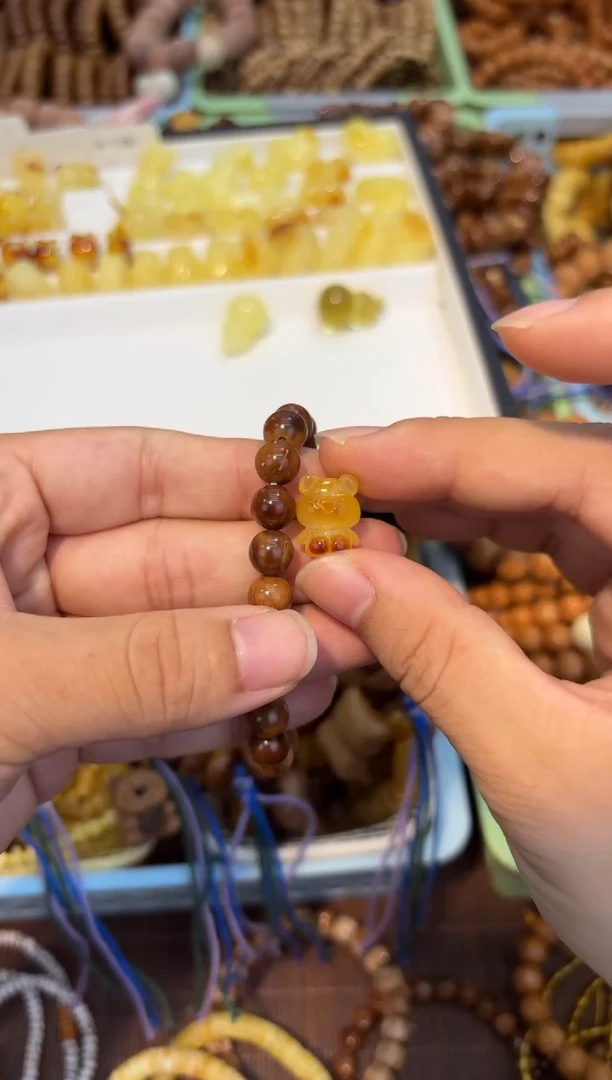 吊坠白玉菩提❤****?库克卡圆珠加花po圆珠加小熊单圈