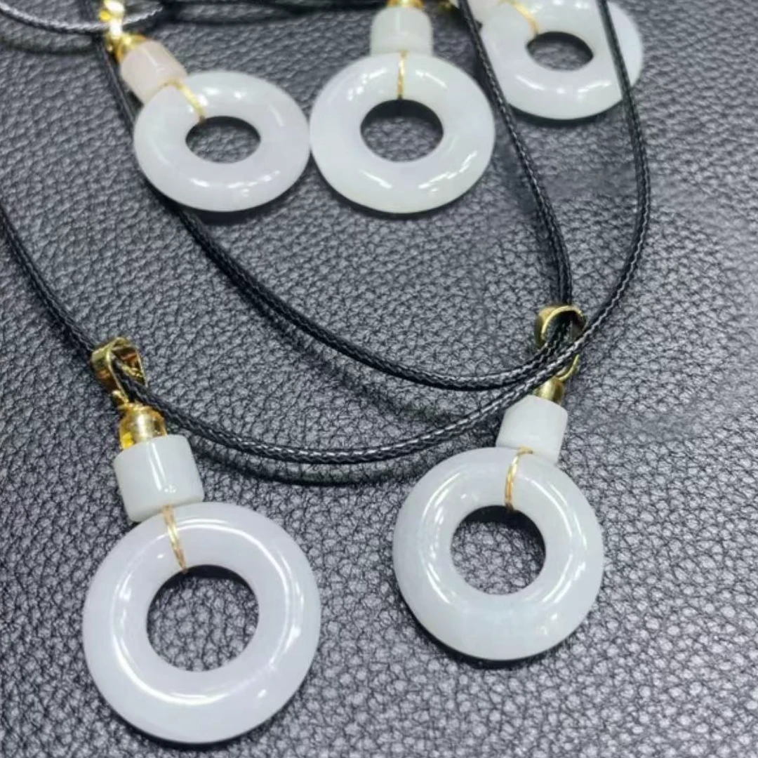 天然缅甸翡翠A货甜甜圈【一个】