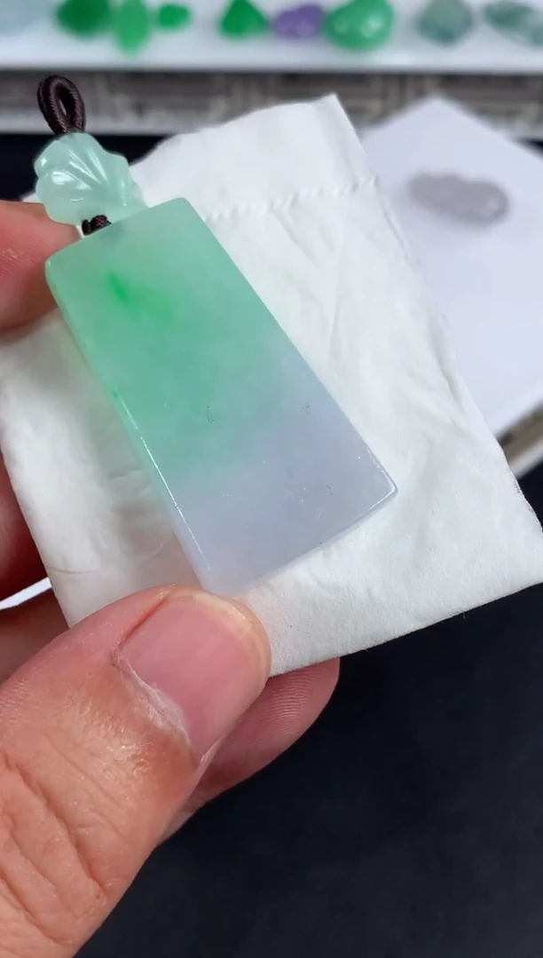 未镶嵌定制翡翠属*翡翠