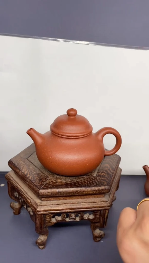 茶壶紫砂红降坡 容天·