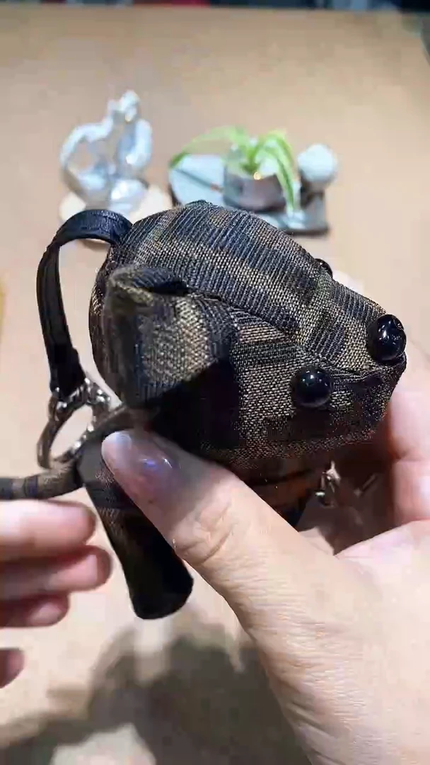 瓷片碗碟好物一件不留@@1