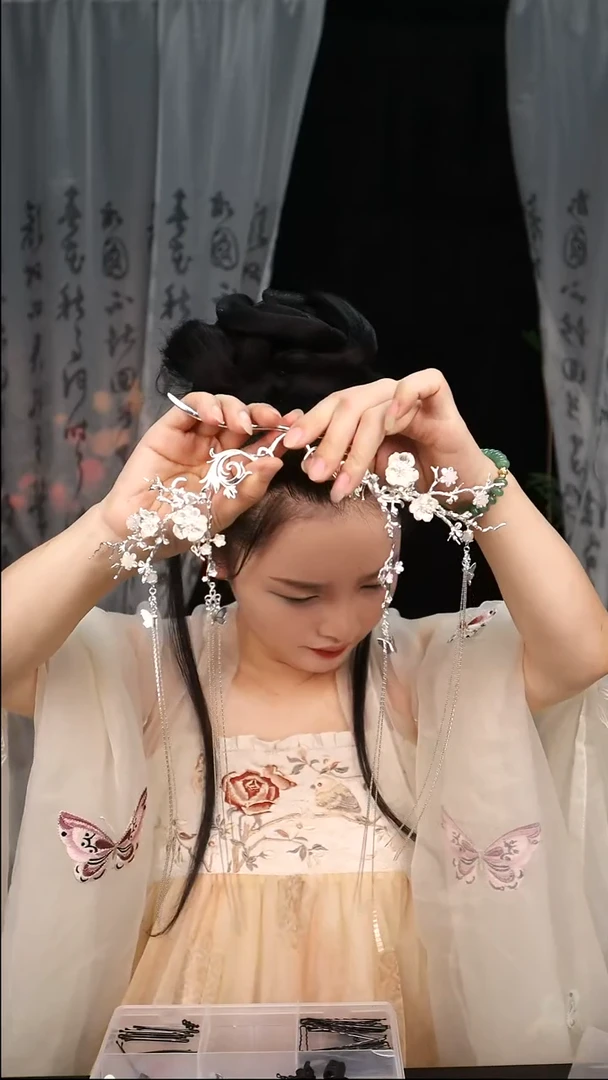 铜梅花双流苏发簪一对