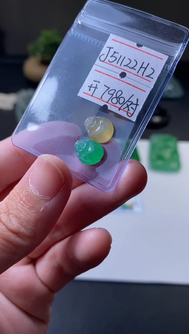 未镶嵌定制翡翠裸石