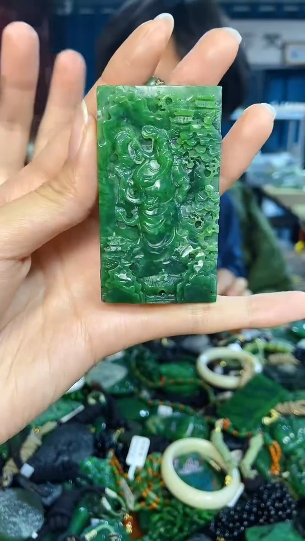 未镶嵌和田玉挂件1