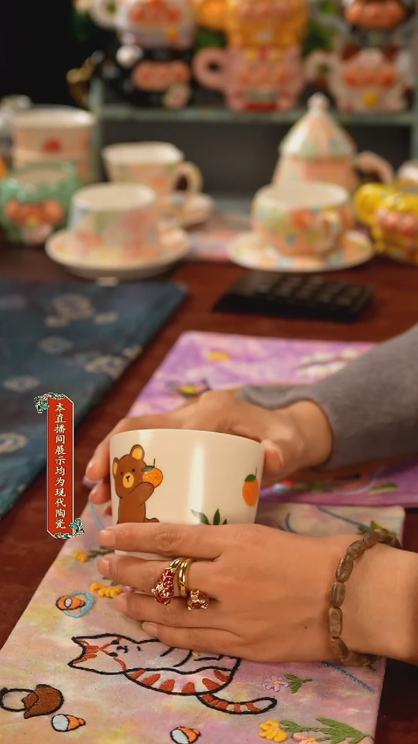 杯子景德镇手工手绘卡哇伊美器