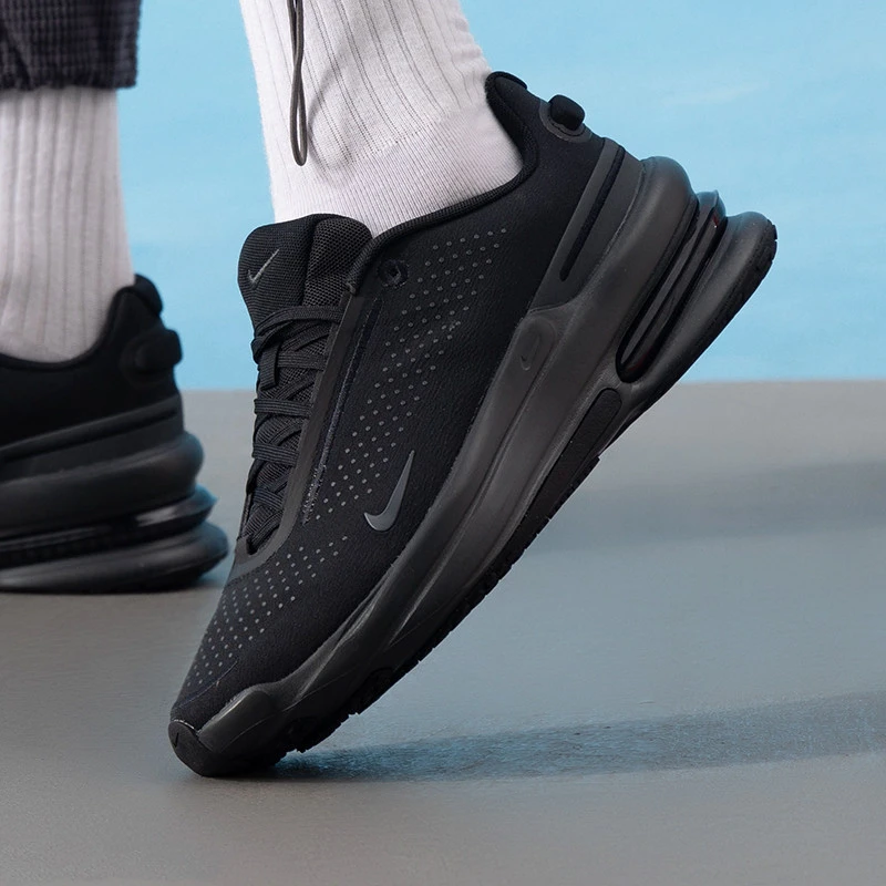 NIKE耐克男鞋2025新款AIR ZOOM UPTURN SC缓震运动鞋跑步鞋IB2746