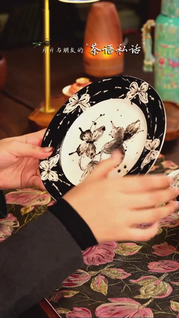 【闪购商品】伴斤茶舍   黑白   蝴蝶    壶承