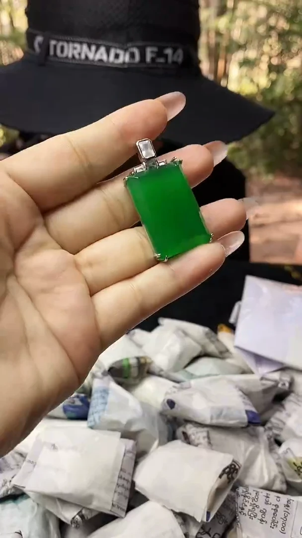 满色吊坠    所见即所得