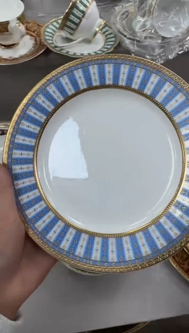 【闪购商品】瓷片8英寸平盘 点心盘 1个 瑕 只有一个