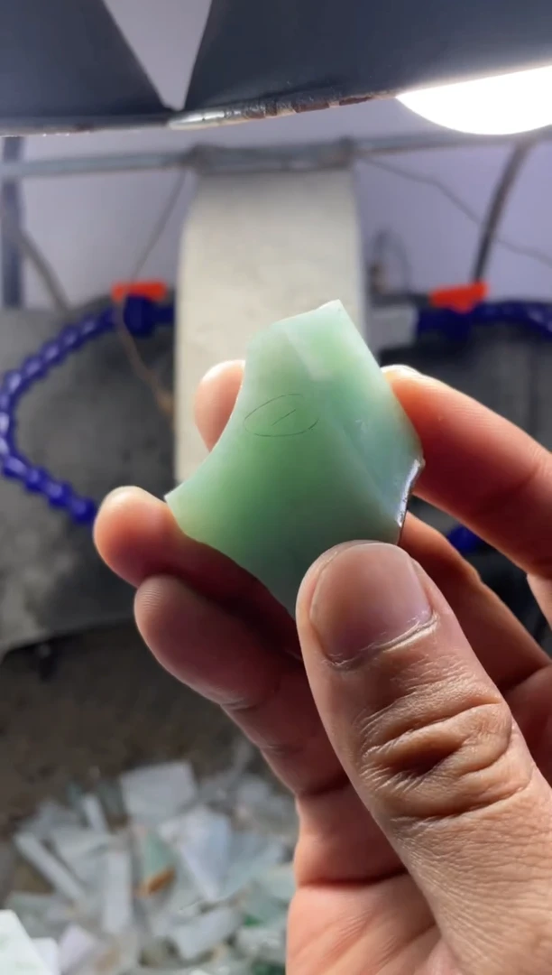 定制翡翠未镶嵌翡翠