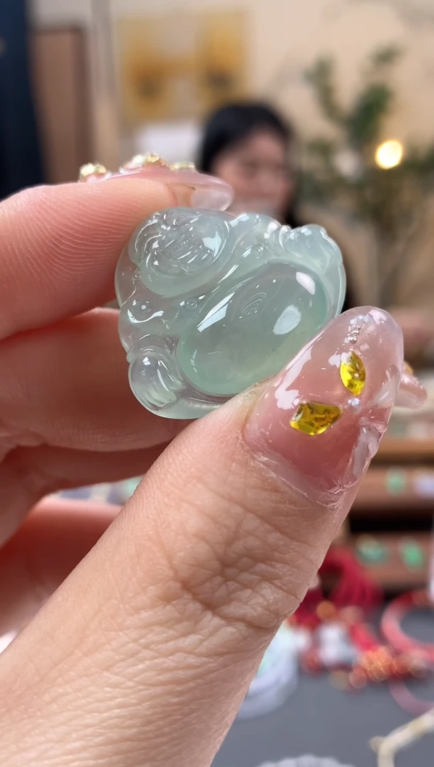 【闪购商品】翡翠吊坠(不含链)未镶嵌佛公