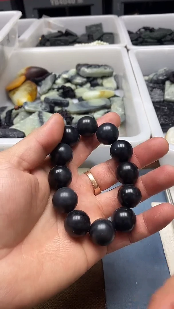 吊坠(不含链)未镶嵌和田玉1