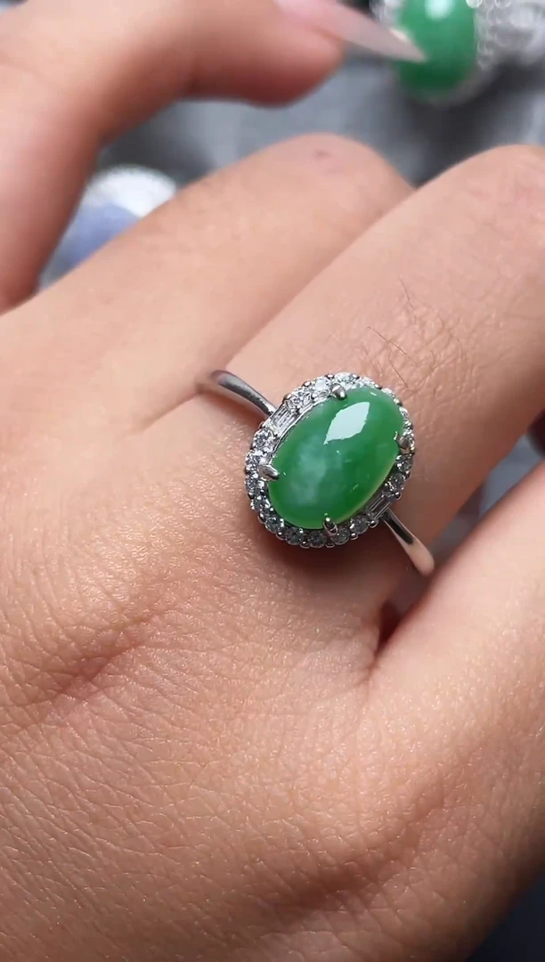 银S925镶嵌戒指翡翠百内无证书