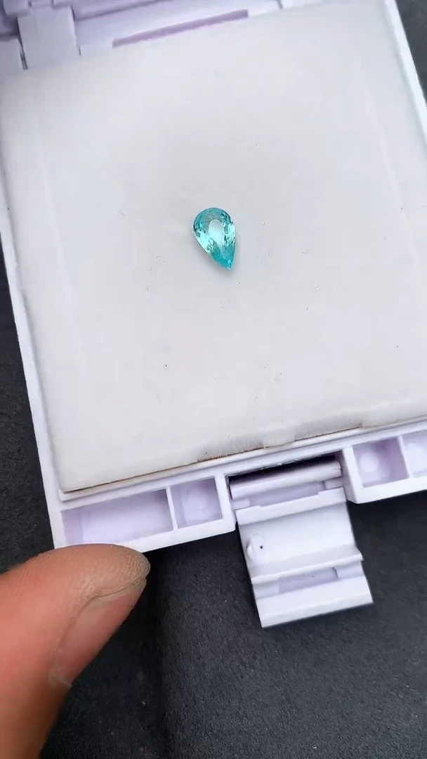 裸石未镶嵌帕拉依巴碧玺0.87ct