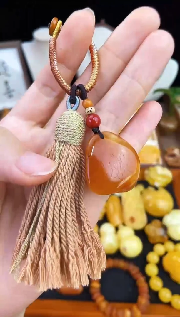 琥珀未镶嵌珠宝奇石柒月