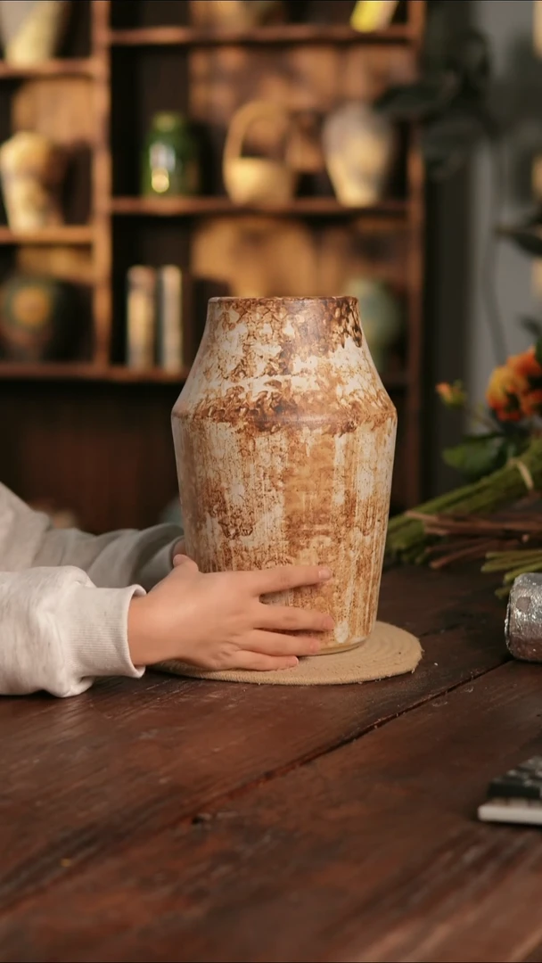 摆件28-362 陶瓷花器高28口径11