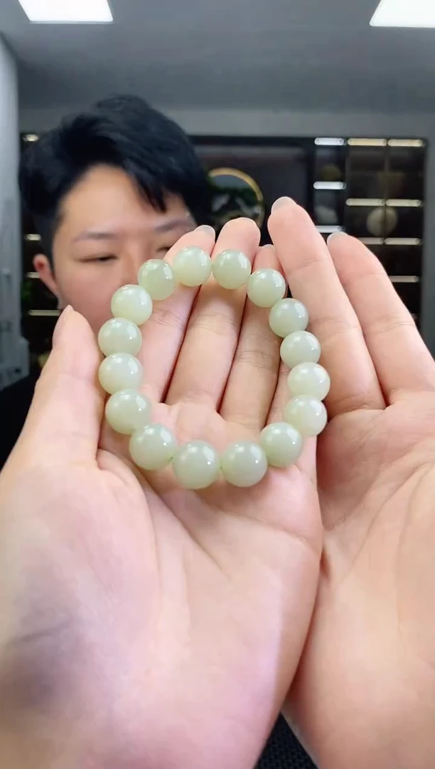 未镶嵌手串和田玉卡12圆珠