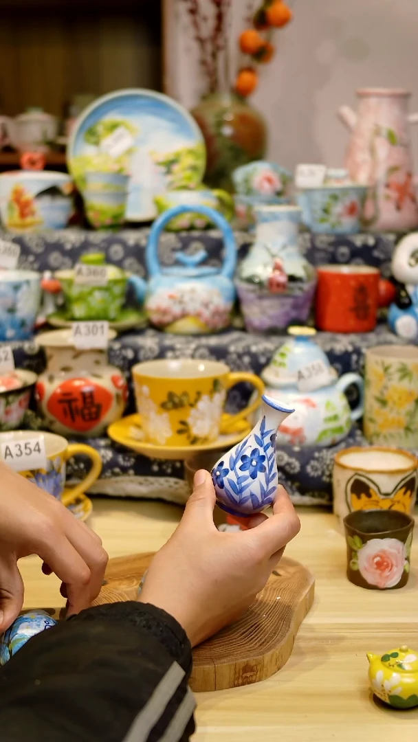 瓷片景德镇手绘釉下彩陶瓷画片随机