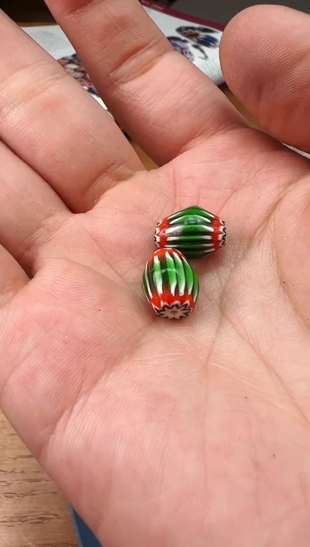 【闪购商品】玻璃颈饰【 肖钟出品 】随发1颗
