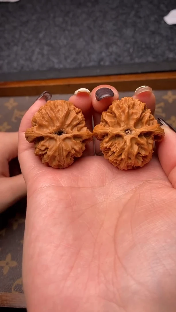 把件文玩核桃b154号38尺苹果园