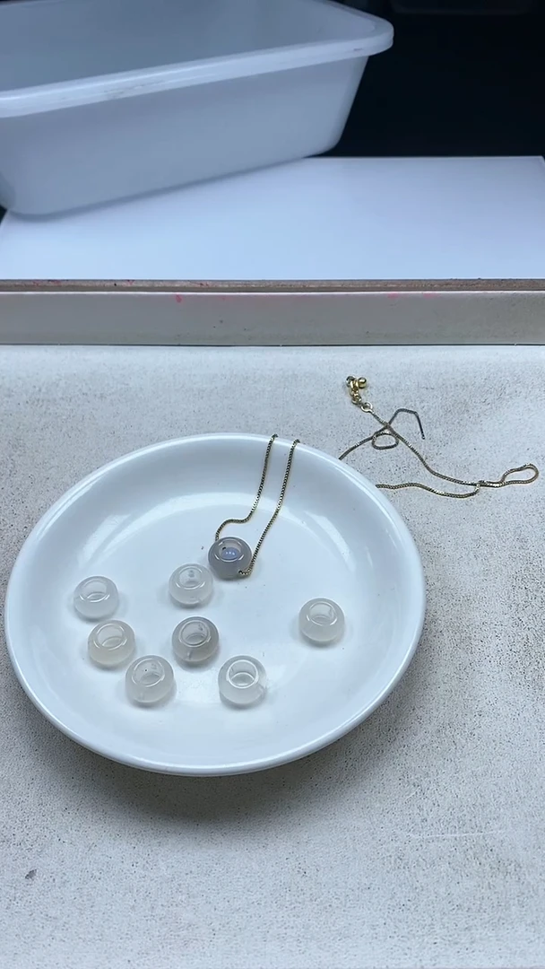 【闪购商品】玛瑙/玉髓颈饰未镶嵌x1068荔枝冻包珠圈*8颗