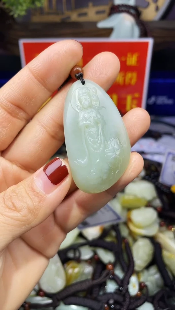 颈饰未镶嵌和田玉1