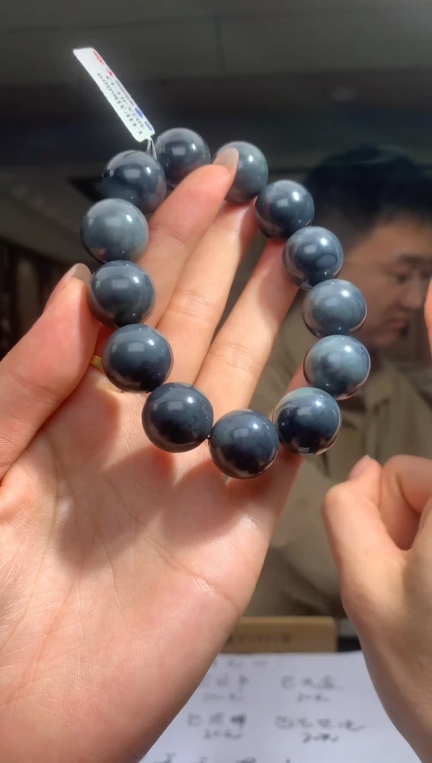 【闪购商品】定制和田玉Boss阳天然和田玉（拍一发一）