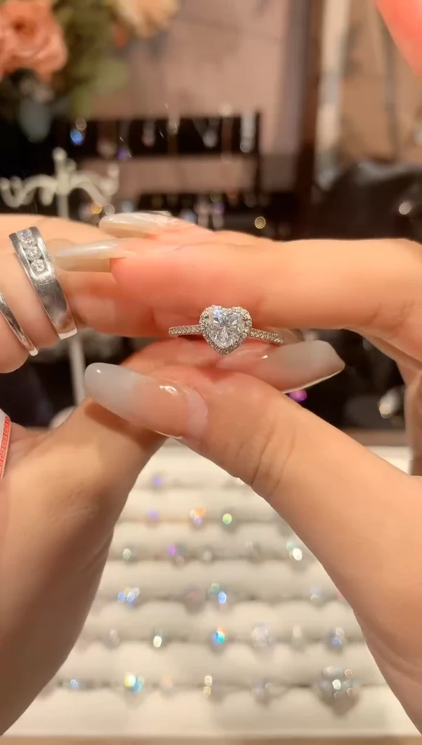 925银合成碳硅石 【爱心 戒指】拍下提供圈口