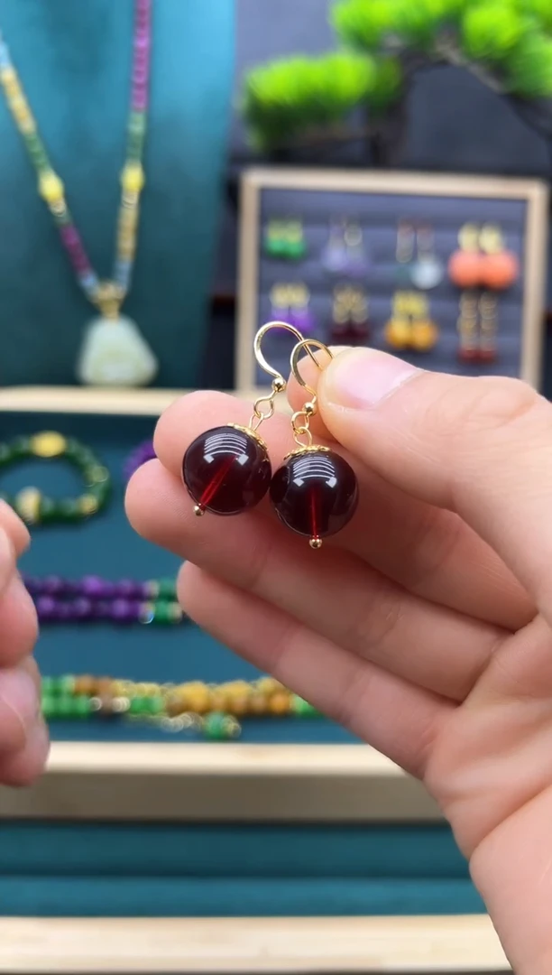 【闪购商品】血珀耳饰14K金镶嵌E329