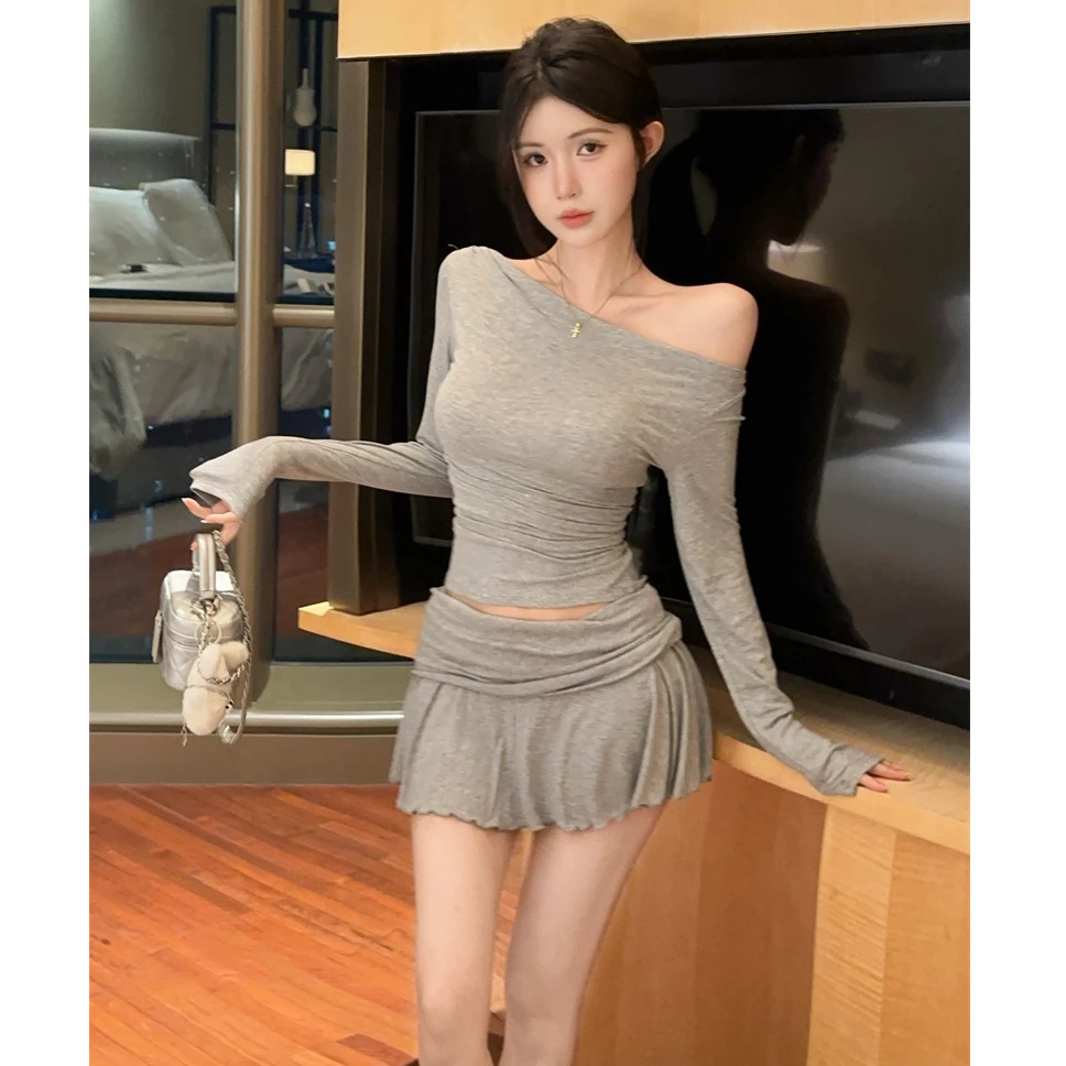 2025秋季新款一字肩斜肩辣妹灰色长袖修身T恤高腰半身裙两件套女