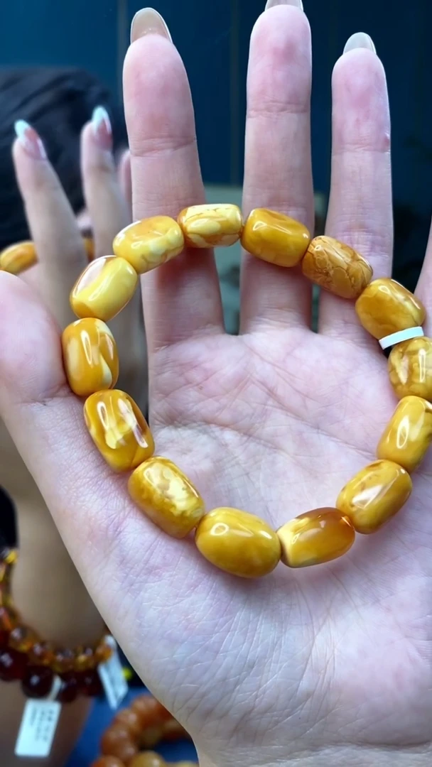 裸石琥珀未镶嵌12/1多样性发其一158