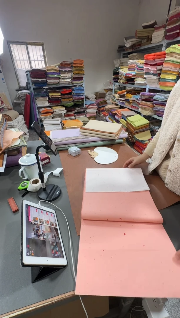 34*138粉黛色珠光桃花宣25张