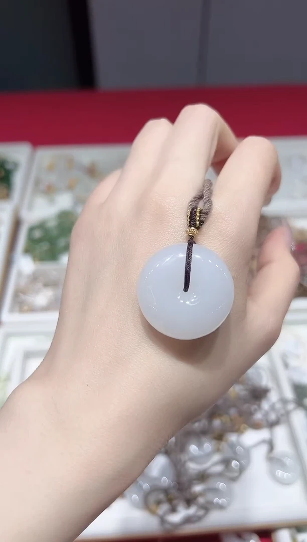 【闪购商品】和田玉颈饰未镶嵌v0189